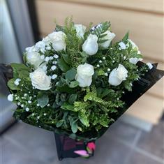 Delightful White Dozen Roses
